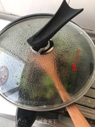 肉丸粉丝小白菜的做法步骤：8