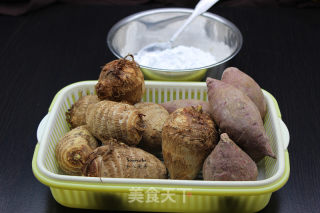 紫薯芋头丸子的做法步骤：1