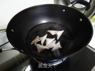 生菜鱼饺汤的做法步骤：2
