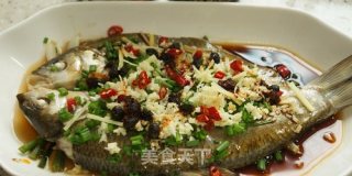 香辣豉油蒸瓦氏华子鱼的做法步骤：5
