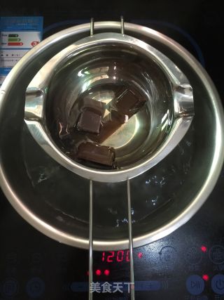 巧克力可可戚风的做法步骤：2