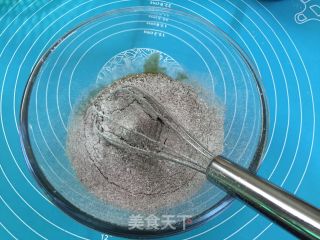 巧克力可可戚风的做法步骤：7