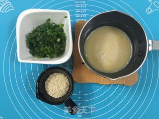 葱油饼的做法步骤：5