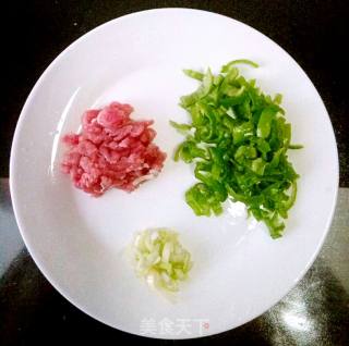 尖椒猪肉卤·过水面条的做法步骤：4