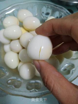 虎皮鹌鹑蛋的做法步骤：3