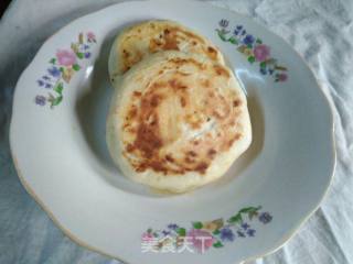 ＃春食野菜香＃奶香荠菜发面饼的做法步骤：15
