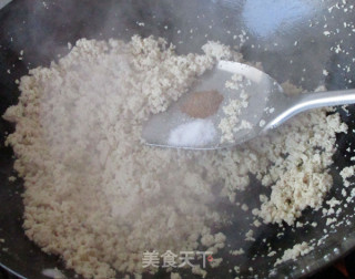 枸杞苗炒豆腐碎的做法步骤：4