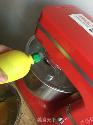 威风蛋糕的做法步骤：4