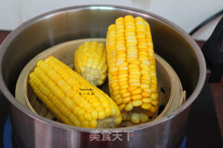 蜜汁蒸玉米的做法步骤：6