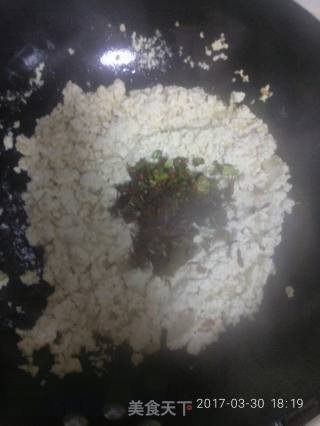 ＃春食野菜香＃香椿豆腐渣的做法步骤：7