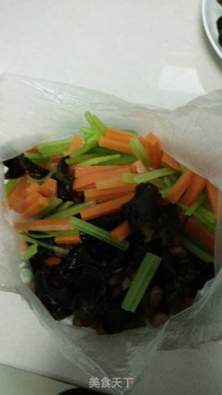 凉拌什锦菜的做法步骤：6