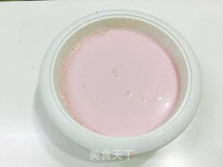 草莓味酸奶的做法步骤：3