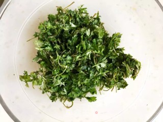 茵陈豆扁粥的做法步骤：3