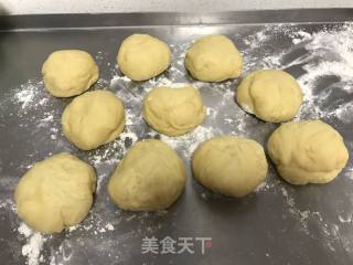 热狗毛毛虫的做法步骤：4