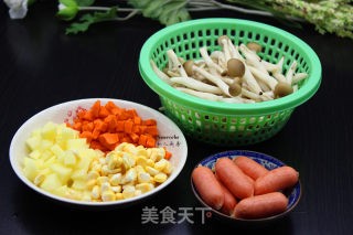 火腿炒彩蔬的做法步骤：2