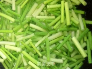 蒜苔肉丝的做法步骤：2
