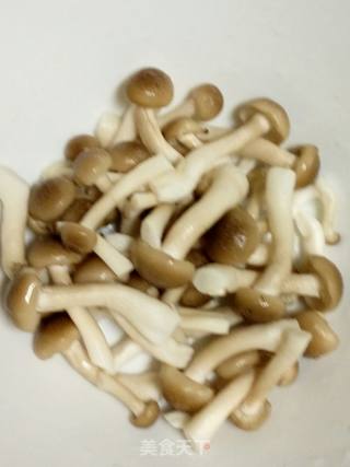 笋片浇汁面的做法步骤：4