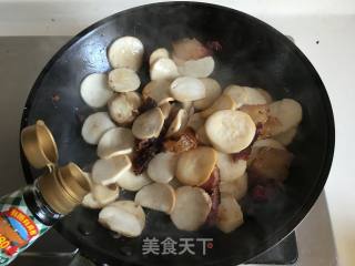 腊肉炒杏鲍菇的做法步骤：5