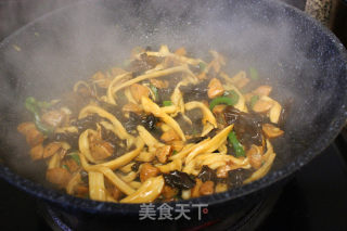 【每日新品】鱼香杏鲍菇的做法步骤：8