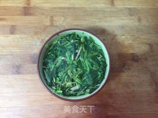 麻酱蒲公英塔的做法步骤：7