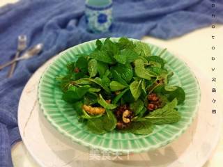 十香菜拌核桃仁的做法步骤：7