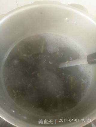 海米紫菜汤的做法步骤：4