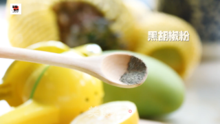 快手早餐——牛油果培根三明治的做法步骤：9