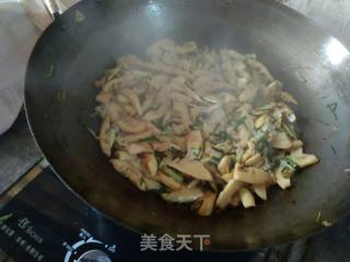 小根葱蚝油焖雷笋的做法步骤：6