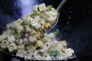 麻婆豆腐的做法步骤：4
