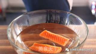 低温料理：鱼肉卷的做法步骤：2