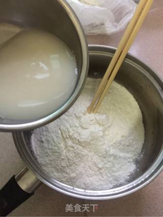 椒盐煎饼的做法步骤：2