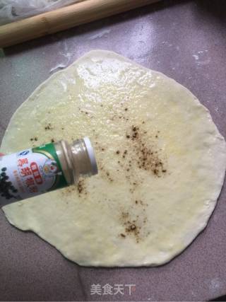 椒盐煎饼的做法步骤：8