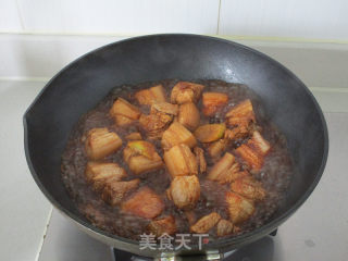 百叶结红烧肉的做法步骤：9