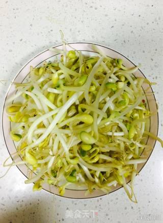 干煸大豆芽的做法步骤：2