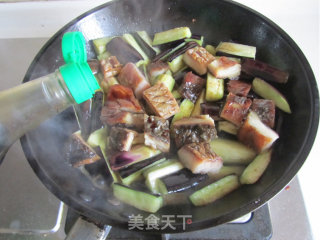 咸鱼茄子煲的做法步骤：8