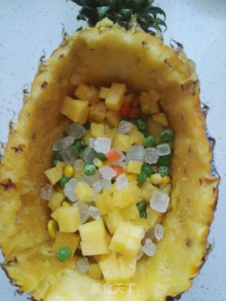 酸甜菠萝饭的做法步骤：1