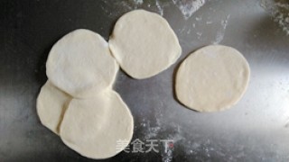 荠菜肉包的做法步骤：10