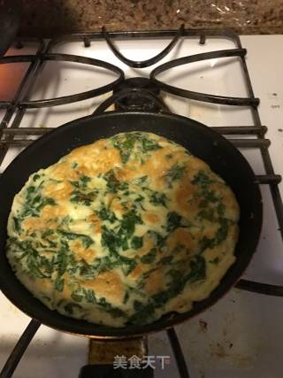 菠菜蛋饼的做法步骤：6