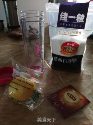 秘制柠檬水的做法步骤：1