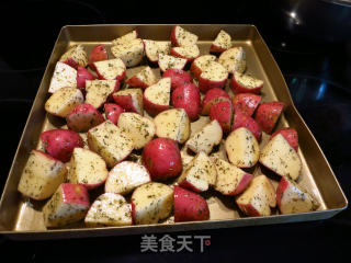 烤箱香草红皮土豆的做法步骤：4
