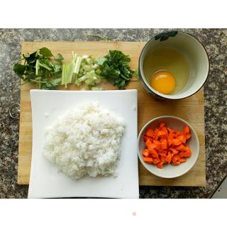 炒饭意面混搭的做法步骤：1