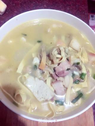 咸肉河蚌豆腐煲的做法步骤：5