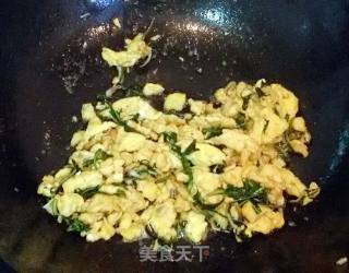 蒲公英炒鸡蛋的做法步骤：6