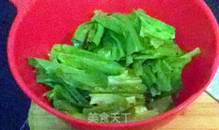 小根蒜炒油麦菜的做法步骤：3