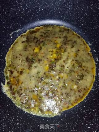 香椿煎鸡蛋的做法步骤：4