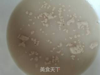 酸菜包子的做法步骤：1