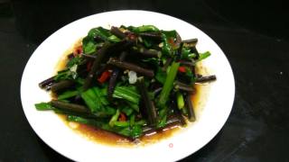 ＃春食野菜香＃乡野气息之韭菜炒蕨的做法步骤：8