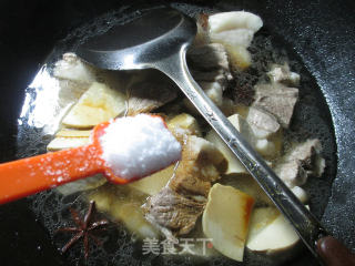鲜素鸡烧五花肉的做法步骤：10