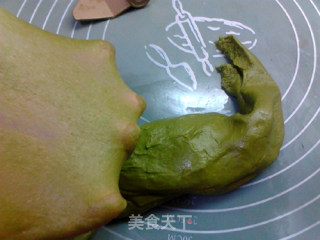 青翠茼蒿面包的做法步骤：4