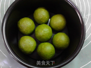 青翠茼蒿面包的做法步骤：6